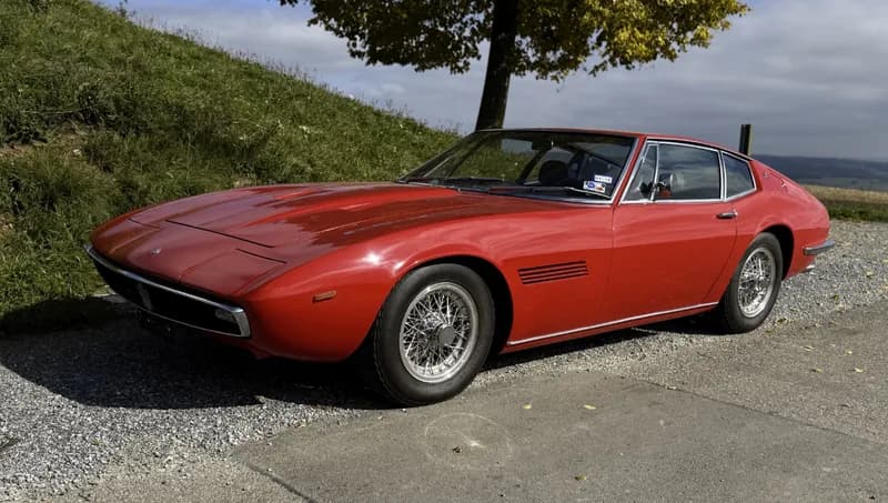 Maserati Ghibli in Rot