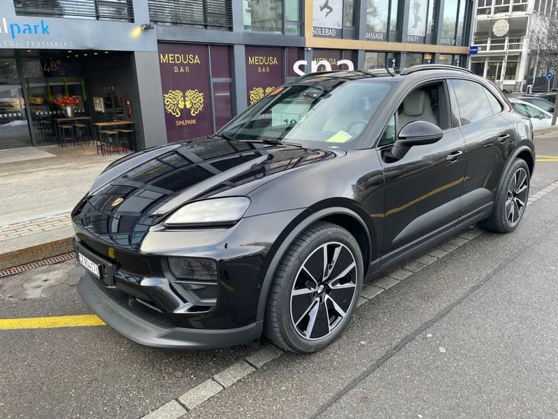 Porsche Macan, couleur Schwarz