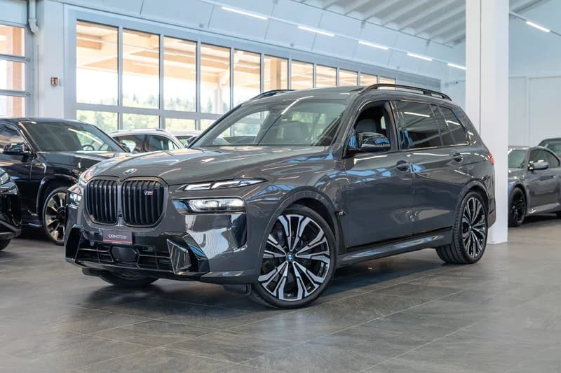BMW X7 in Grau