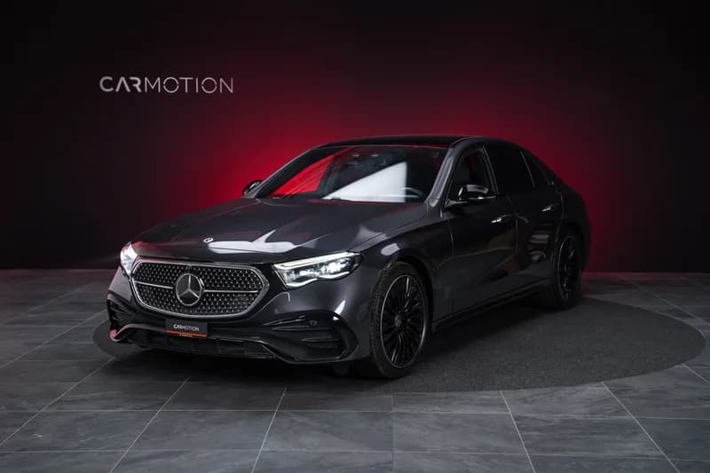 Mercedes-Benz E-klasse, couleur Grau