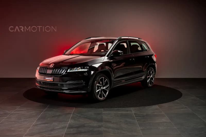 Škoda Karoq in Schwarz