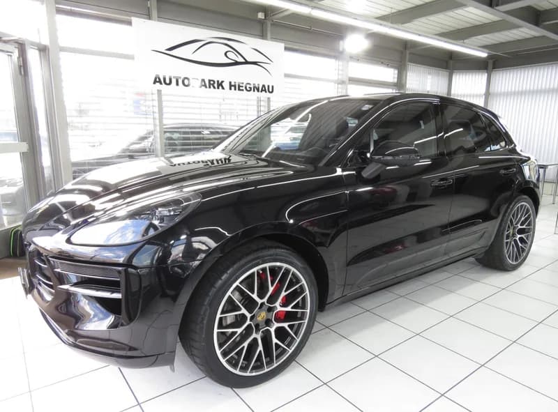 Porsche Macan in Schwarz
