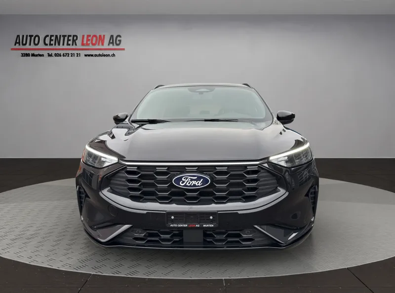 Ford Kuga, colore Schwarz