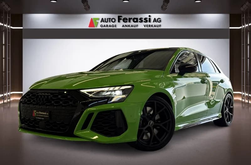 Audi RS3 in Grün