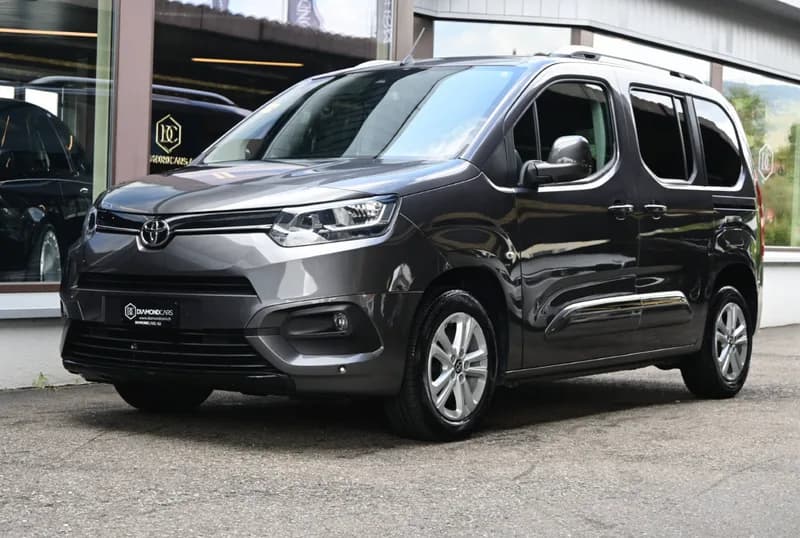 Toyota Proace City Verso, colore Grau